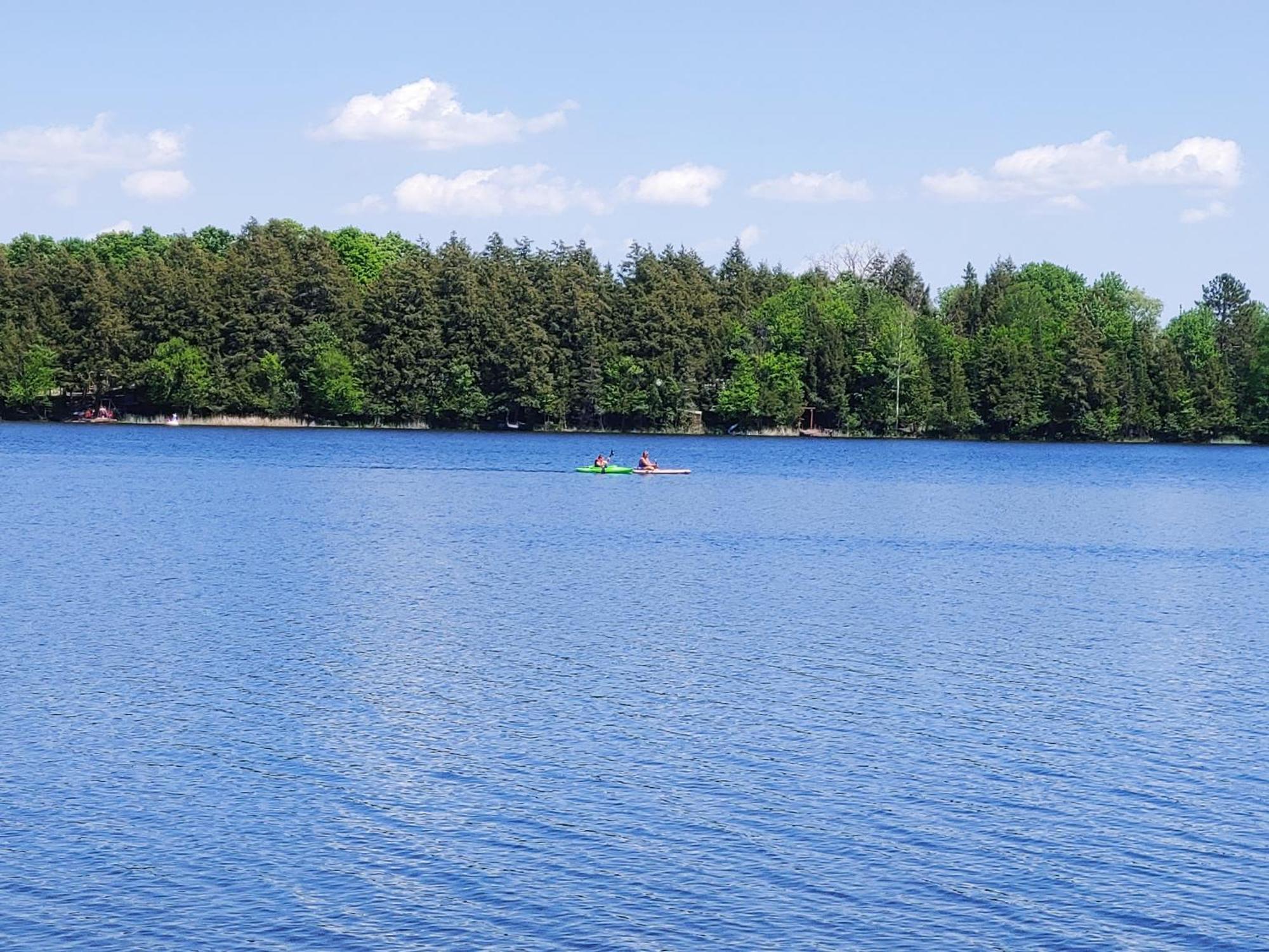 Lakeshore Motel Ice Lake Iron River Екстериор снимка