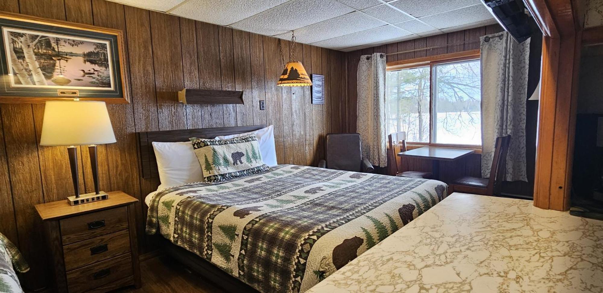 Lakeshore Motel Ice Lake Iron River Екстериор снимка